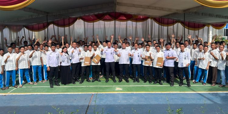 Rutan Kelas IIA Batam Berikan Remisi Natal 2025 kepada 57 Warga Binaan. (Foto/Doc)