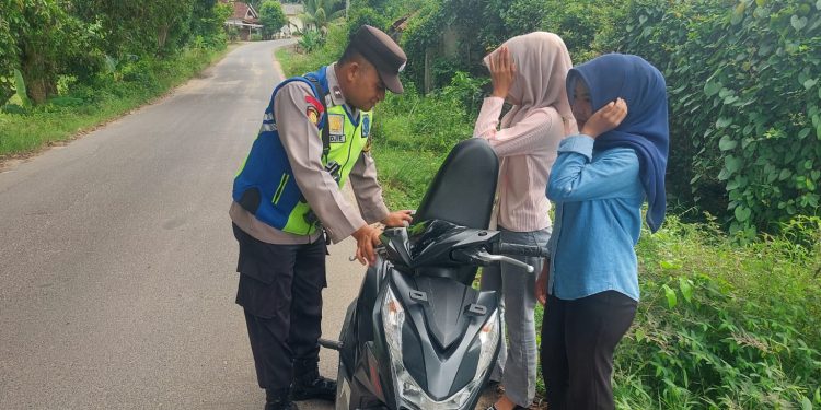Polsek Belitang III Gelar Patroli KRYD. (Foto/Yesi)