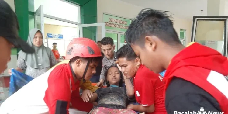 Longsor Susulan di Agam, Tiga Warga Selamat usai Sempat Tertimbun Material. (Foto/Doc)