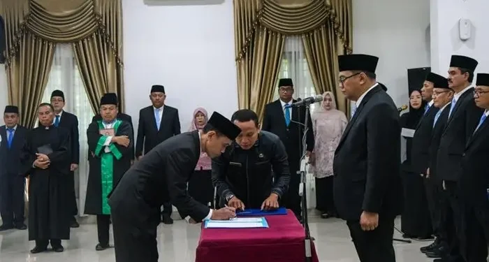 Bupati Deli Serdang Lantik 13 Pejabat. (Foto/Doc)