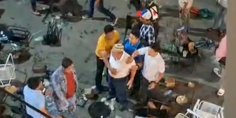 Pembacokan Brutal di Pasar Sentral Gorontalo Viral, Terjadi di Depan Wali Kota Adhan Dambea. (Foto/Doc)