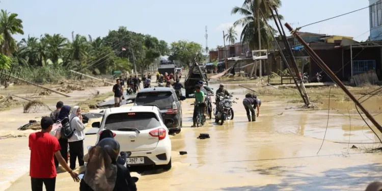 Jalur Lintas Aceh Tamiang–Sumut Berangsur Normal. (Foto/Doc)