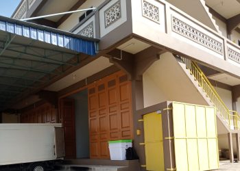Gudang yang dijadikan tempat penimbunan berbagai merk rokok Gudang Garam yang dimasukan dari Pekan Baru ke Karimun. (Foto/Dokumentasi).