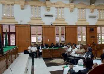 Suasana di persidangan PN Tipikor Medan, saat menggelar sidah Topan Ginting. (Foto/Supriadi).