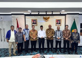 oleh Wakil Bupati Kepulauan Meranti, Muzamil Baharudin SM, MM foto bersama. (Foto/Humas).