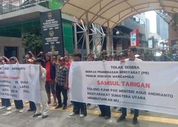 GNI Sumut Gelar Aksi Demo di Gedung KPK Tolak Pembebasan Syamsul Tarigan. (Foto/Sofyan).