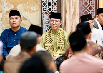 Wali Kota Batam Amsakar Achmad Hadiri Safari Ramadhan di Batam Kota. (Foto/Kominfo).