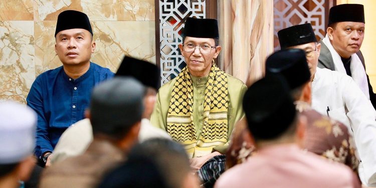 Wali Kota Batam Amsakar Achmad Hadiri Safari Ramadhan di Batam Kota. (Foto/Kominfo).