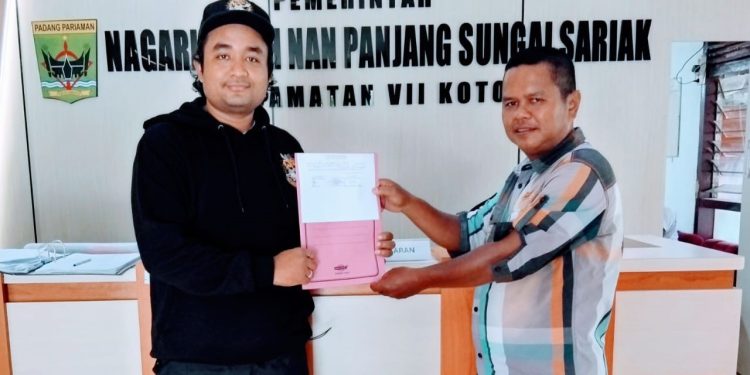 Agustin bekerja sebagai Jurnalis rmnews.id ikut mencalonkan diri sebagai Wali Nagari. (Foto/Istimewa).
