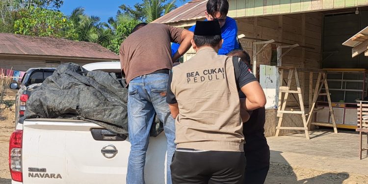 Bea Cukai Langsa Salurkan Bantuan Percepatan Pemulihan di Kabupaten Aceh Tamiang. (Foto/Humas).