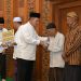 Gubernur Kepri Ansar Ahmad Safari Ramadan di Masjid Raya Baitul Makmur Tanjunguban. (Foto/Istimewa).