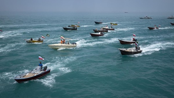 Iran Membuka Selat Hormuz Untuk Pelayaran Global, Tapi Tertutup AS Dan Sekutunya.(Foto/Internet).