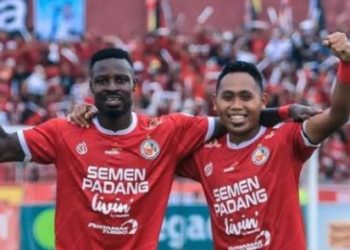 Semen  Padang FC Vs PSIM Jogja Malam Ini di Stadion Agus Salim Padang. (Foto/Internet).