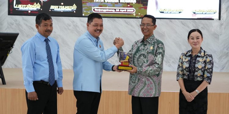 BP Batam Dan Kejati Kepri Teken MoU Tentang Penanganan Masalah Hukum. (Foto/Humas).