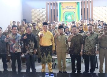 Bupati Meranti Resmi Membuka Sosialisasi Program  Pendidikan Pascaserjana UMRAH. (Foto/Dokumentasi).