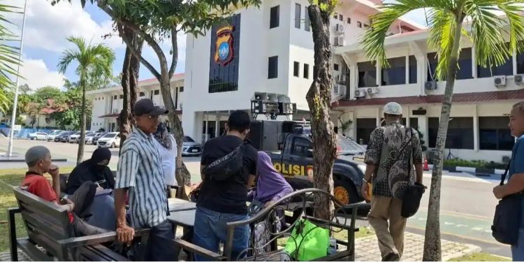 Puluhan Pemilik Mobil di Batam Laporkan Dugaan Penipuan Oleh Pengusaha Showroom. (Foto/Doc).