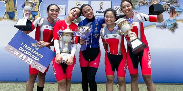 Tim Nasional Balap Sepeda Putri Indonesia Jadi Tim Terbaik Asia Tenggara di Tour Of Thailand 2026. (Foto/Net).