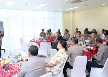 Kapolda Sumsel Irjen Pol Sandi Nugroho "Juragan Kita Adalah Masyarakat". (Foto/Humas).