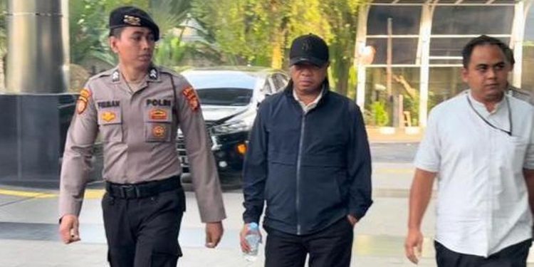 KPK Tangkap Bupati Tulungagung Dan 13 ASN Pemkab Tulung Agung. (Foto/Istimewa).
