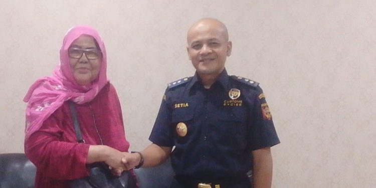 PU Suara Mandiri Pos Lakukan Audensi Ke Kabid Kepatuhan Dan Layanan Informasi Bea Cukai Batam.(Foto/Fuat).