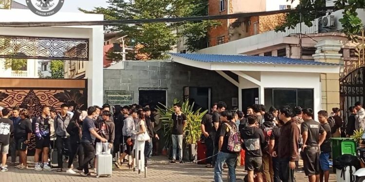 8.0002 Orang WNI di Kamboja Minta Bantuan KBRI Phnom Penh Pulang ke Indonesia. (Foto/Internet).