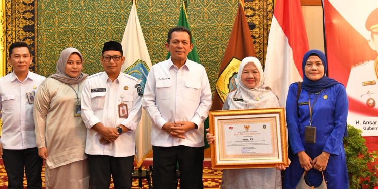 Gubernur Ansar Terima Kunjungan Perwakilan BKKBN Provinsi Kepri. (Foto/Diskominfo).