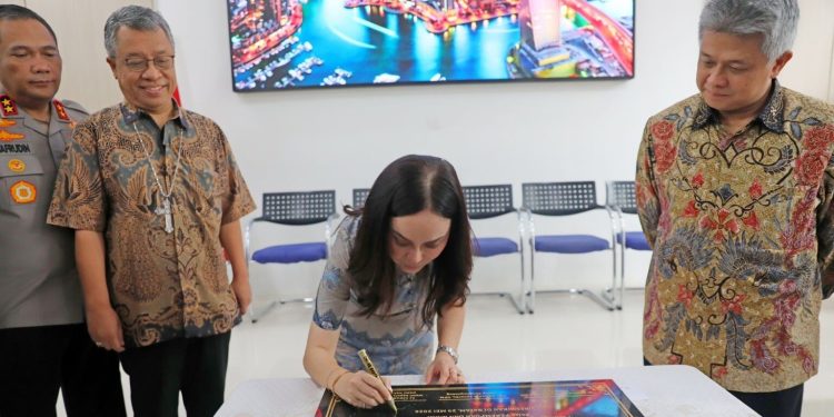 Plh Wali Kota Batam Mendorong Penguatan Sinergi Perlindungan TPPO. (Foto/Kominfo).