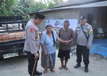 LKapolres Langkat Tunjukkan Kepedulian Sosial Melalui Program Bedah Rumah Sambut Hari Bhayangkara Ke-80. (Foto/Jhon).