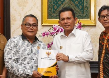 Gubernur Ansar Targetkan Seluruh OPD Raih Predikat Informatif di Tahun 2026. (Foto/Istimewa).