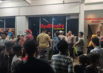Hotel RedDoorz Kawasan Cikitsu Taman Raya Digeruduk Warga. (Foto/Dok).