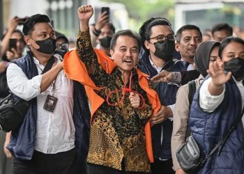 Kejaksaan Negeri Jakarta Selatan Tidak Menahan Roy Suryo Dan dr Tifa. (Foto/Istimewa).
