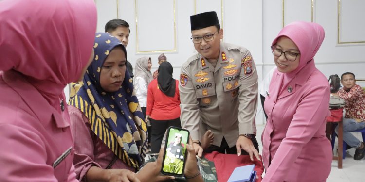 Kapolres Langkat Pimpin Khitanan Massal 152 Anak. (Foto/Jhon).