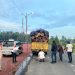 Detasemen Intelijen Kodam I/BB Tangkap 2 Mobil Truk Bawa Kayu Gelondongan Hasil Ilegal Loging. (Foto/Supriadi).