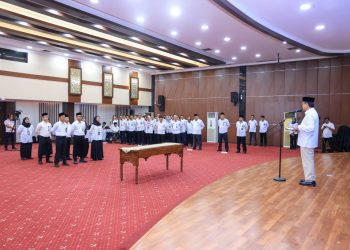 Menaker lantik 10 pejabat untuk Penguatan K3 dan Tata Kelola yang Akuntabel. (Foto/Humas).
