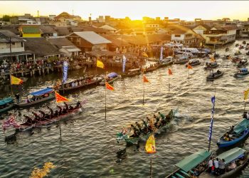 Gubernur Kepri Ansar Ahmad Buka Event Budaya Dragon Boat Race 2026 di Tanjungpinang. (Foto/Humas).