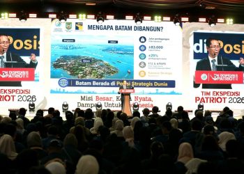 Wali Kota Batam memaparkan  program transmigrasi di Foirom Nasional di Jakarta. (Foto/Humas).