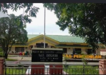 Kantor Dinas Pendidikan Kab.Langkat di Stabat. (Foto/Supriadi).