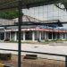Gedung diduga Milik Pemerintah Terbengkalai Tidak Terawat. (Foto/Fuat).