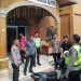 Sejumlah personil Sat Lantas Polres Langkat Patroli Gereja. (Foto/Jhon).