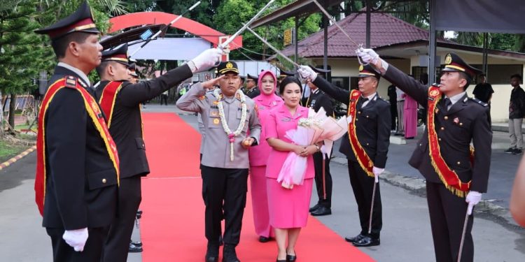 Pisah Sambut Kapolres Langkat, AKBP David Triyo. (Foto/Jhon).