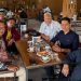 Ketua PWI Kepri dan Ketua Dewan Kehormatan PWI sedang adakan rapat. (Foto/Dok PWI).