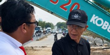 Wali Kota Batam Amsakar Achmad Turun Lapangan, Pastikan Perbaikan Pipa Muka Kuning Rampung. (Foto/Humas).
