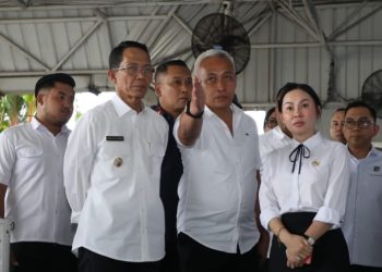 Wali Kota Amsakar dan Wakil Wali Kota Batam Li Claudia Chandra. (Foto/Istimewa).