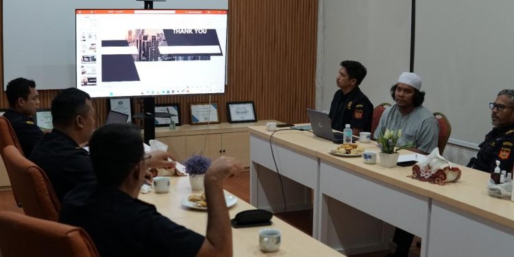 Dorong Daya Saing Industri, Bea Cukai Banda Aceh Berikan Fasilitas Pembebasan Cukai. (Foto/Humas).