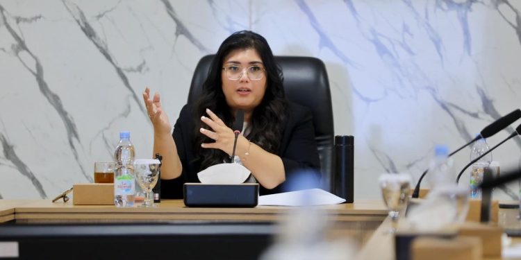 Anggota/Deputi Bidang Pelayanan Umum BP Batam, Ariastuty Sirait. (Foto/Istimewa).