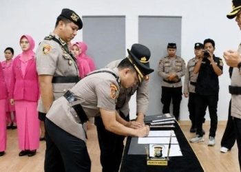 Dua Kasat Dan Empat Kapolsek di Polresta Barelang Dimutasi. (Foto/Istimewa).
