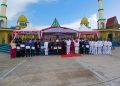 Pemerintah Kecamatan Lingga Beri Penghargaan Tokoh dan Abdi Masyarakat. (Foto/Handoyo).