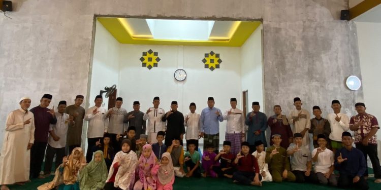 KUA Lingga dan Ikhtiar Menjaga Kampung: Mengaji Bersama, Merawat Generasi. (Foto/Handoyo).