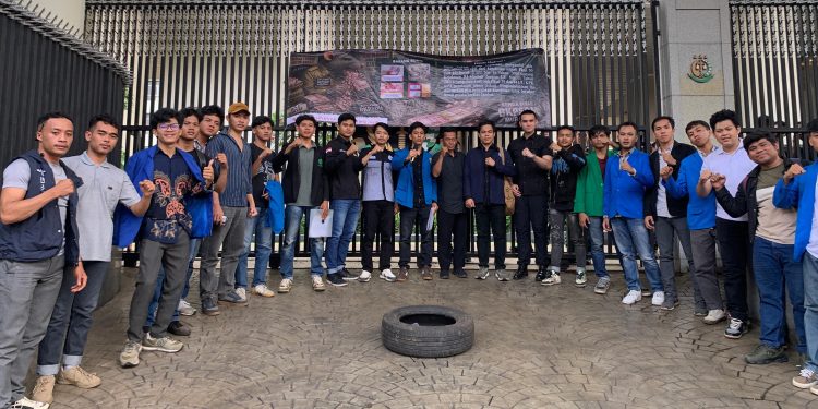 Sungai Keruh, Air Bersih Langka: IMATARA Desak DPRD Muratara Benahi Akar Masalah. (Foto/Igo).