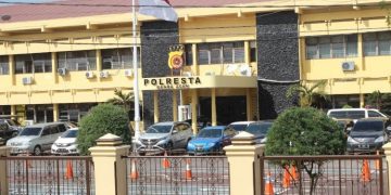 Kantor Polresta Banda Aceh yang kabarnya Kapolres dan Kasat Narkoba diamankan Mabes Polri. (Foto/Net).